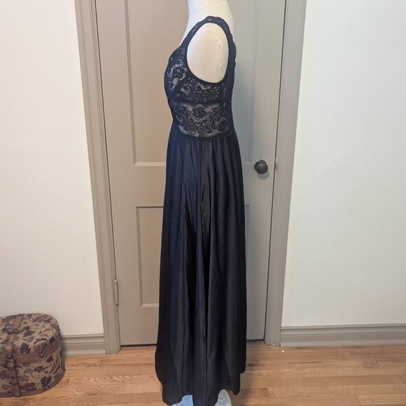 Vintage Olga Lace Satin Nightgown Lingerie Evening Gown 1970’s Black - Picture 3 of 13